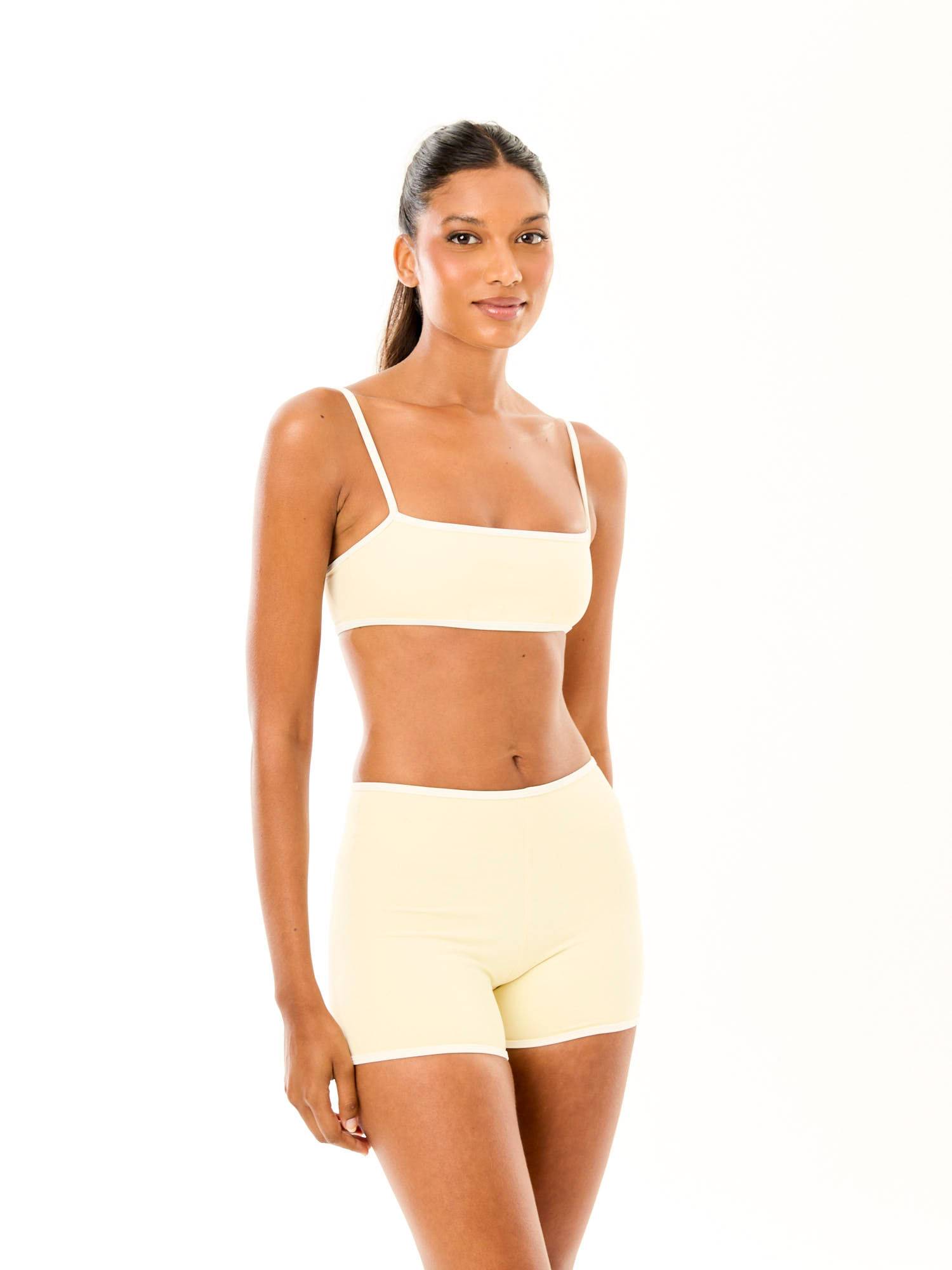 TOP_STRAPS_BUTTERCREAM_01